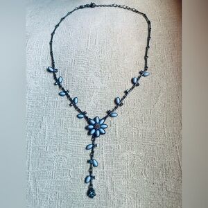 Source Unknown Blue Y-Style Necklace with Floral Design